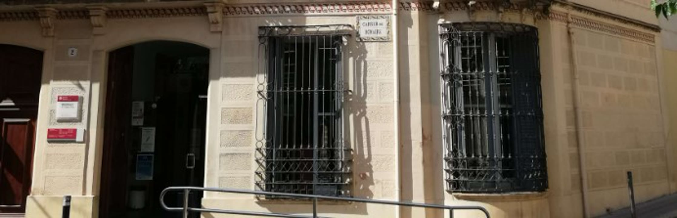 Visita guiada Coneix la Biblioteca.jpg