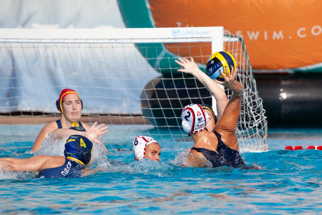L’Assolim CN Mataró comença la Champions League amb una merescuda i treballada victòria sobre el BVSC Zuglo Manna ABC