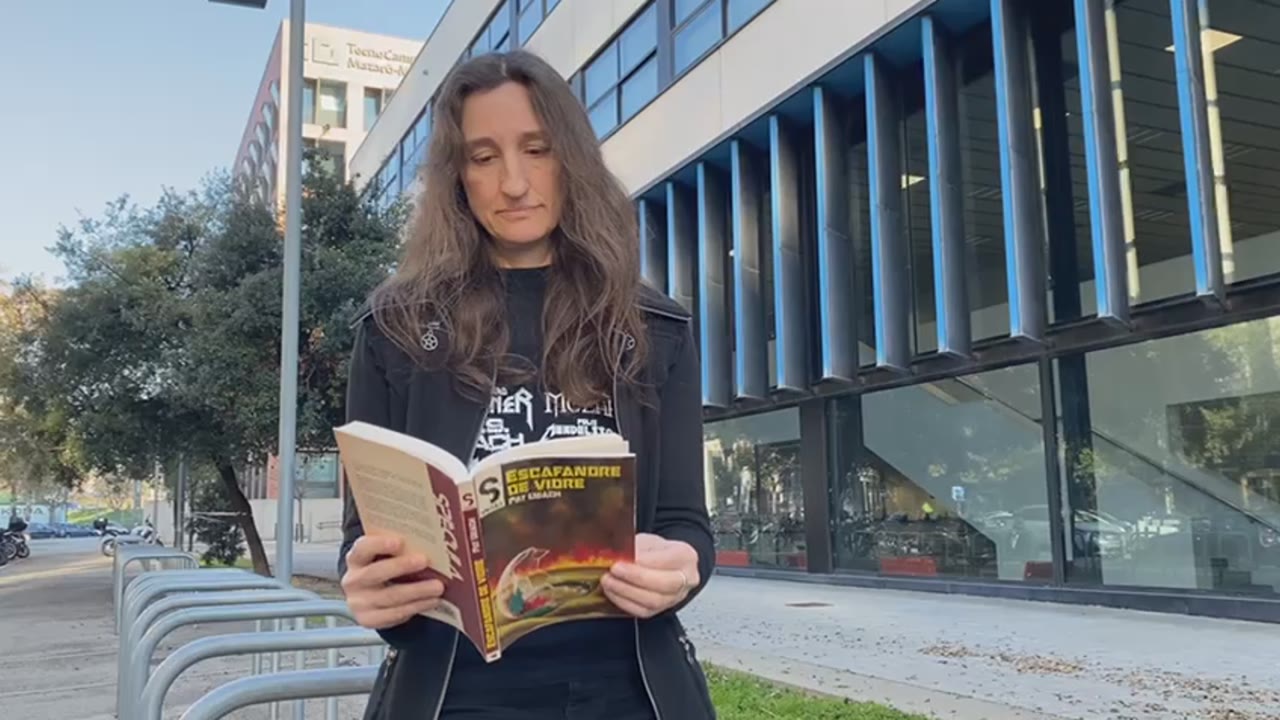 pat-ubach-publica-una-novella-de-ciencia-ficcio-distopica-amb-una-societat-futura-que-viu-sota-terra