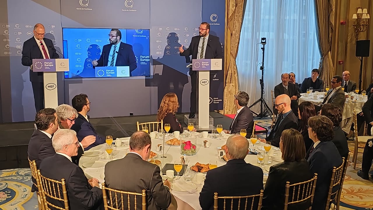 david-bote-porta-la-veu-dels-ajuntaments-al-palace-de-barcelona