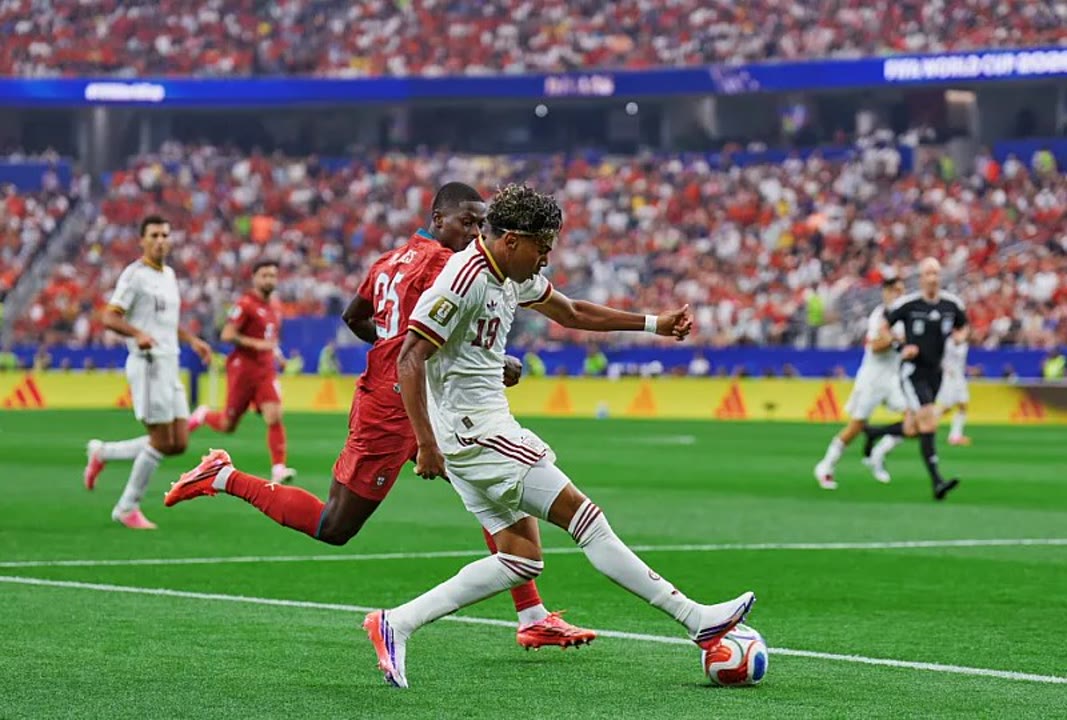 <p class="MsoNormal">Yamal i Espanya superen Portugal i fan un pas més a la Copa del Món<o:p></o:p></p>