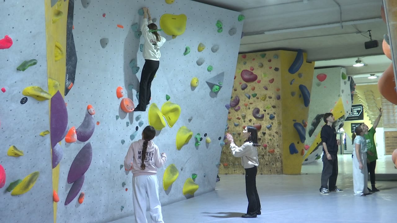 ESCALADA MONTSERRAT SOLA.jpg