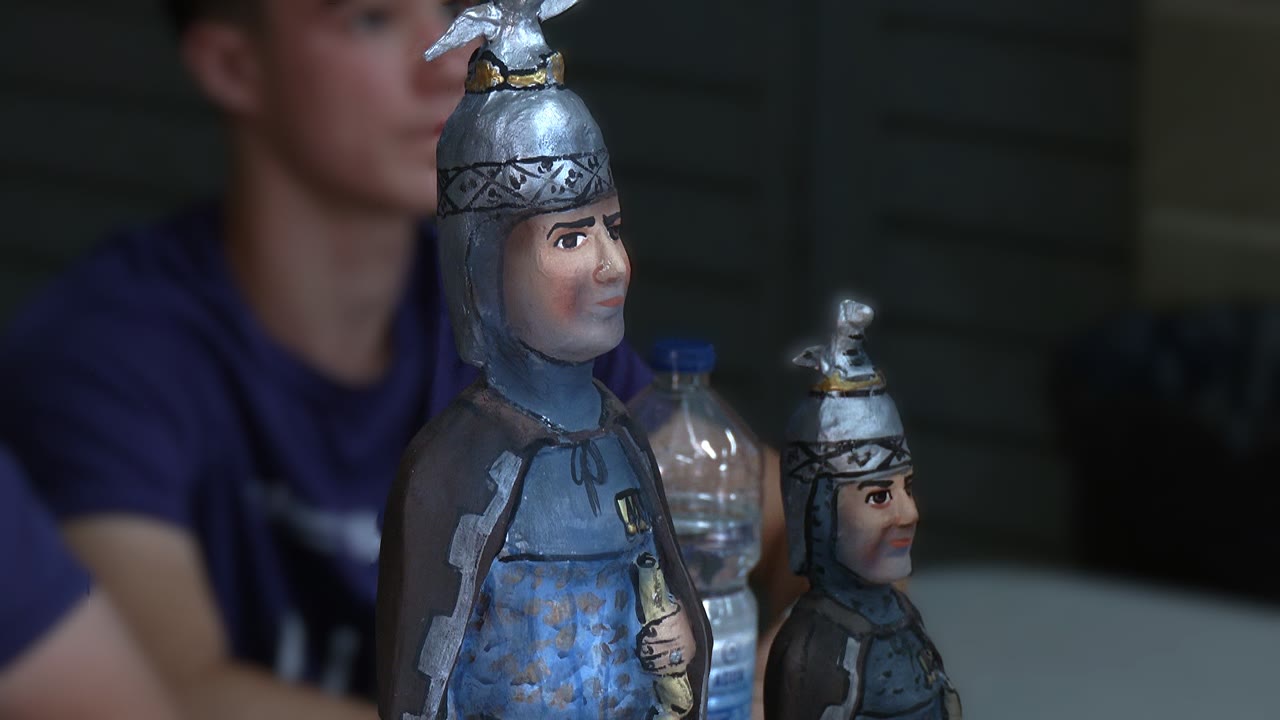 foto_figures_Robafaves_desenfoc.jpg