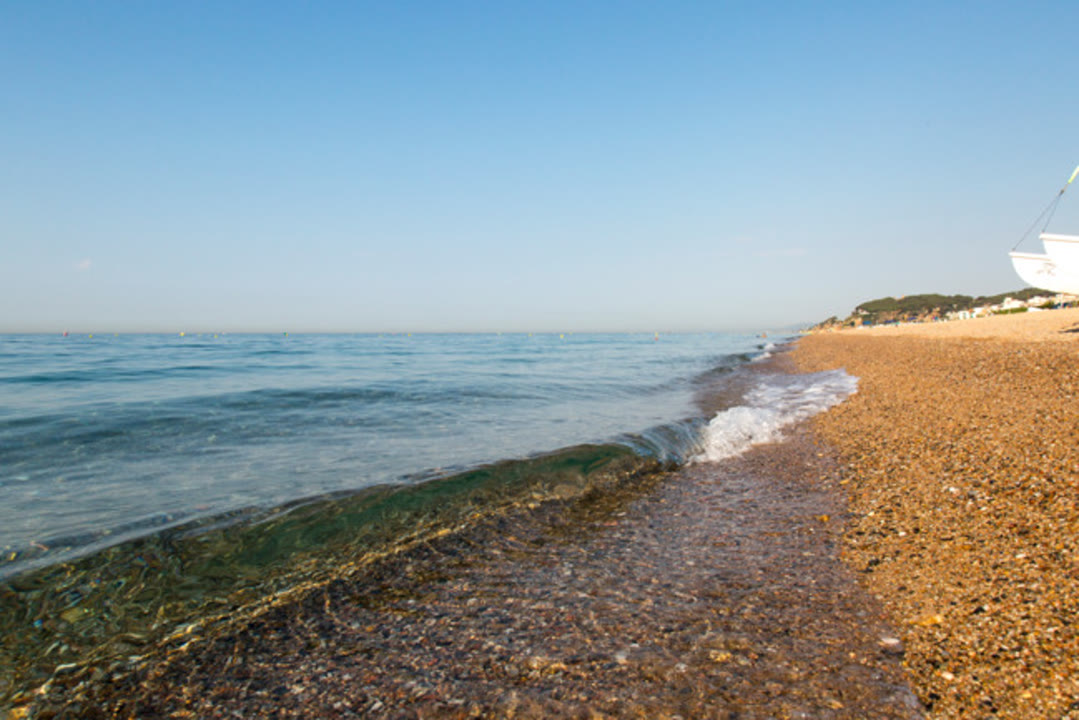 platja_gran_calella_2_a649x433webp.jpg