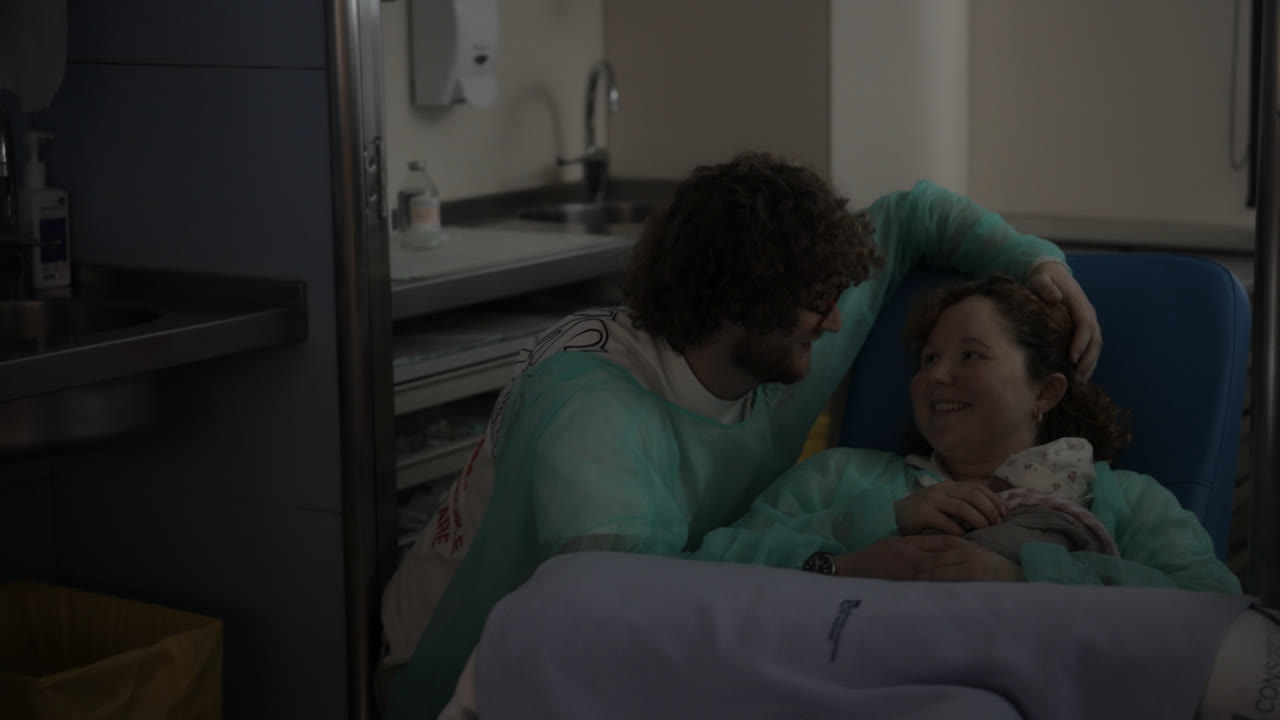 Bebe prematur.00_15_54_08.Imagen fija002.png