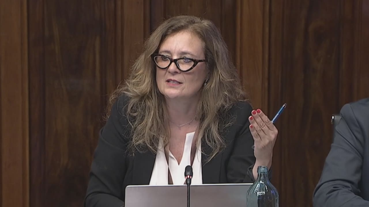 comunitats-no-tenen-veu-crit-auxili-contra-degradacio-pisos-ocupats