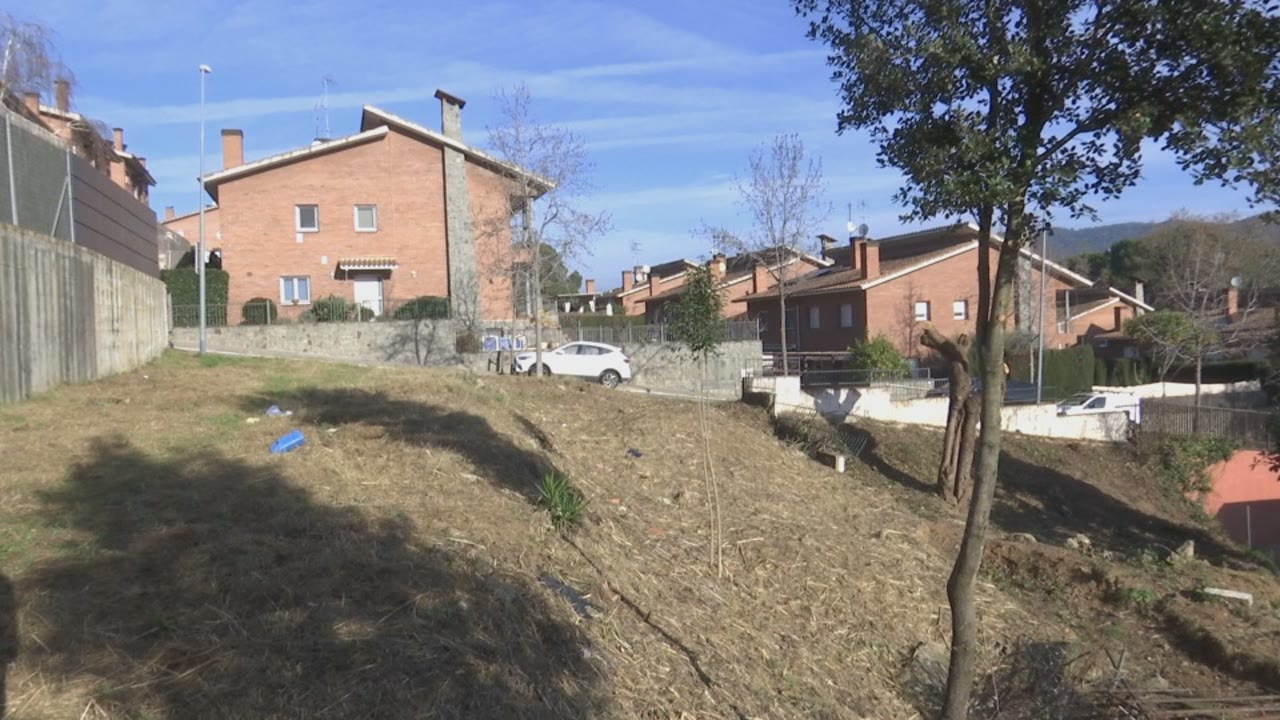 SOLAR SOSTRE CIVIC.jpg