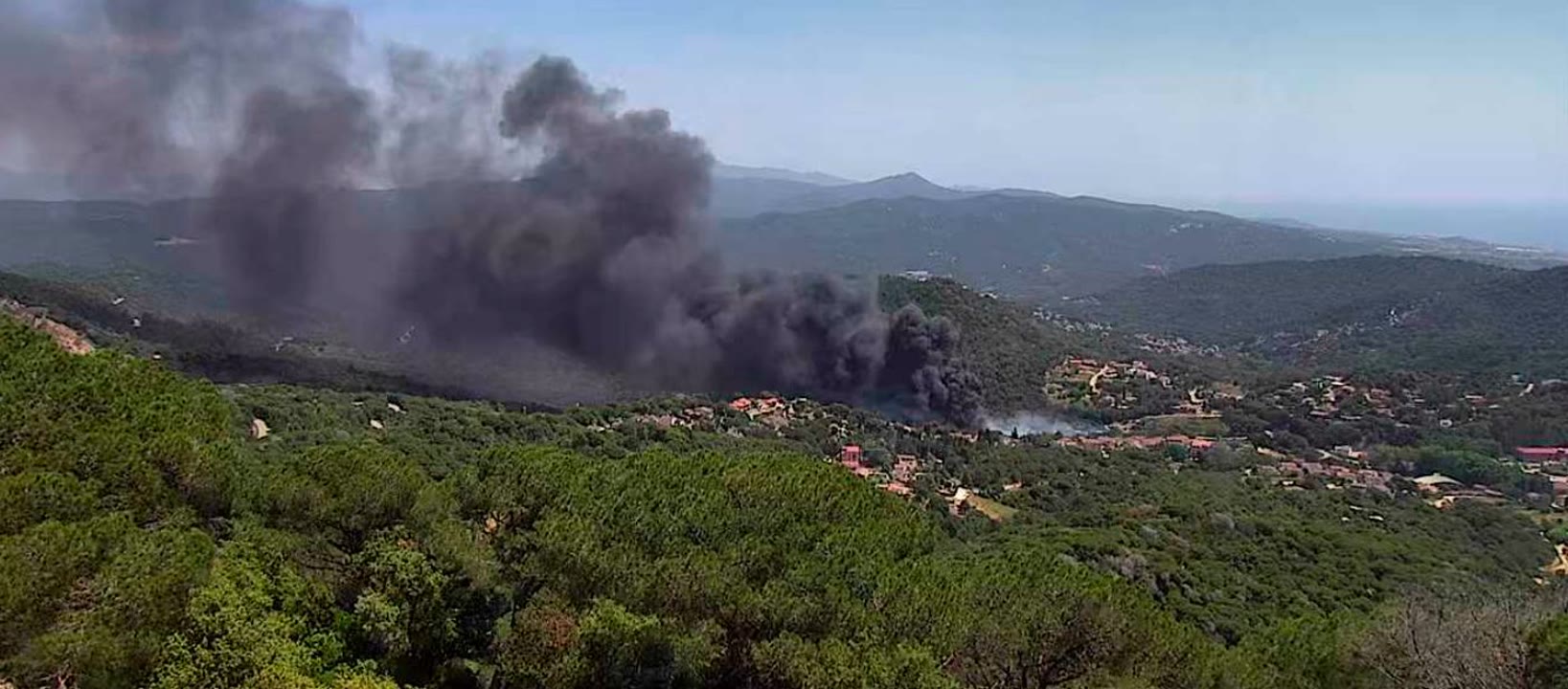 espectacular-incendi-a-orrius