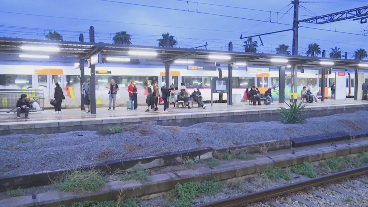 Imatge de VOX carrega contra Bote per “tirar pilotes fora” davant del caos a Rodalies