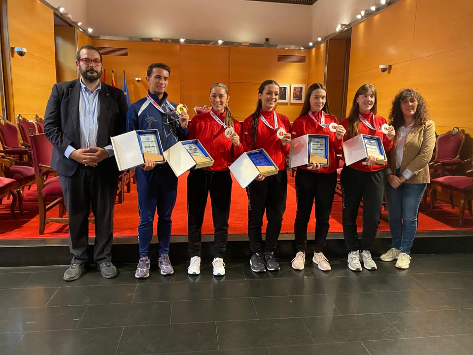 mataro-ret-un-homenatge-als-seus-cinc-medallistes-del-mundial-de-patinatge-de-pequin