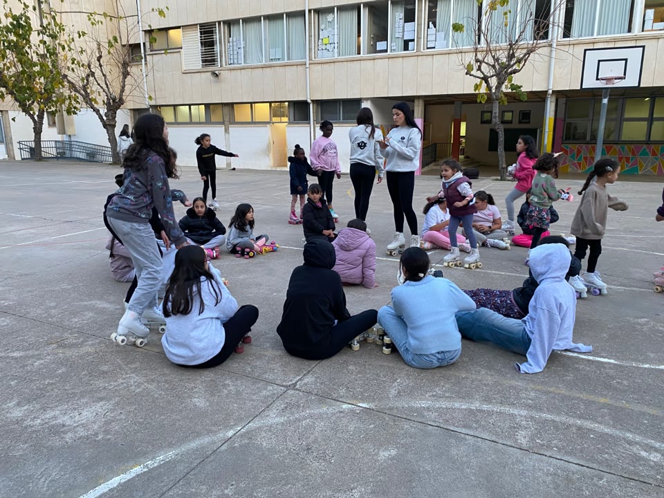 illusio-i-creixement-als-jocs-escolars-el-patinatge-omple-lescola-rocafonda-de-talent-femeni