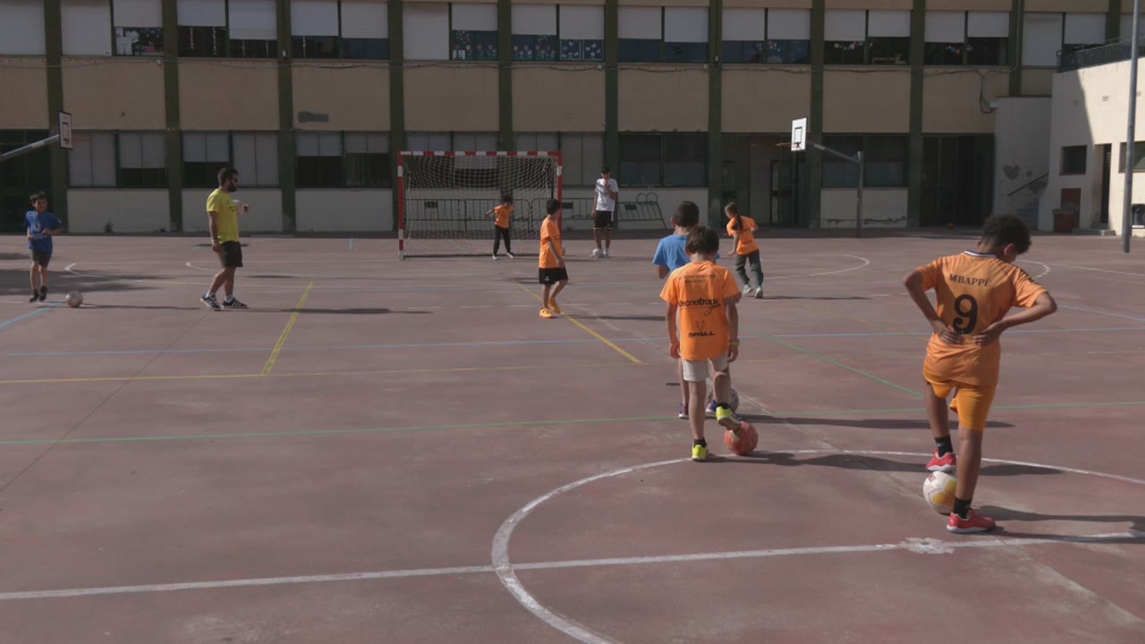 imatge escola cirera cos.jpg