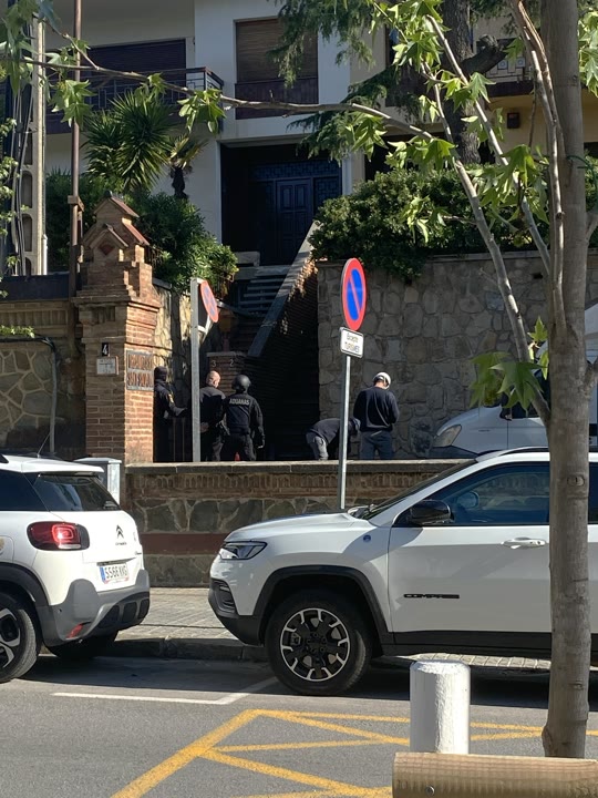Un dels dos detinguts en l'operatiu policial.jpg