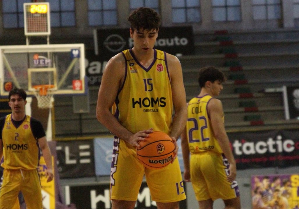 lhoms-ue-mataro-frega-amb-els-dits-la-primera-victoria-de-la-temporada