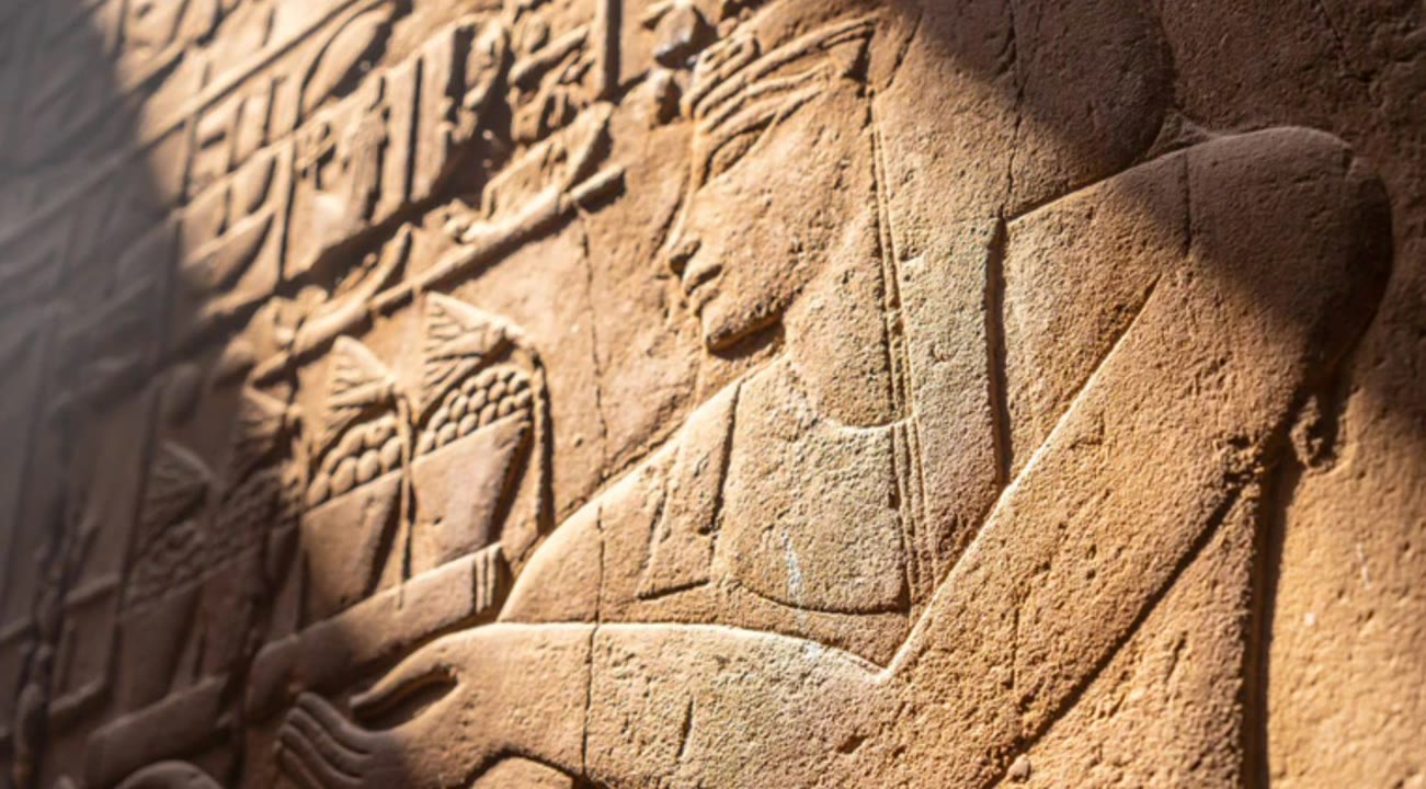 El misteri de la piràmide.jpg