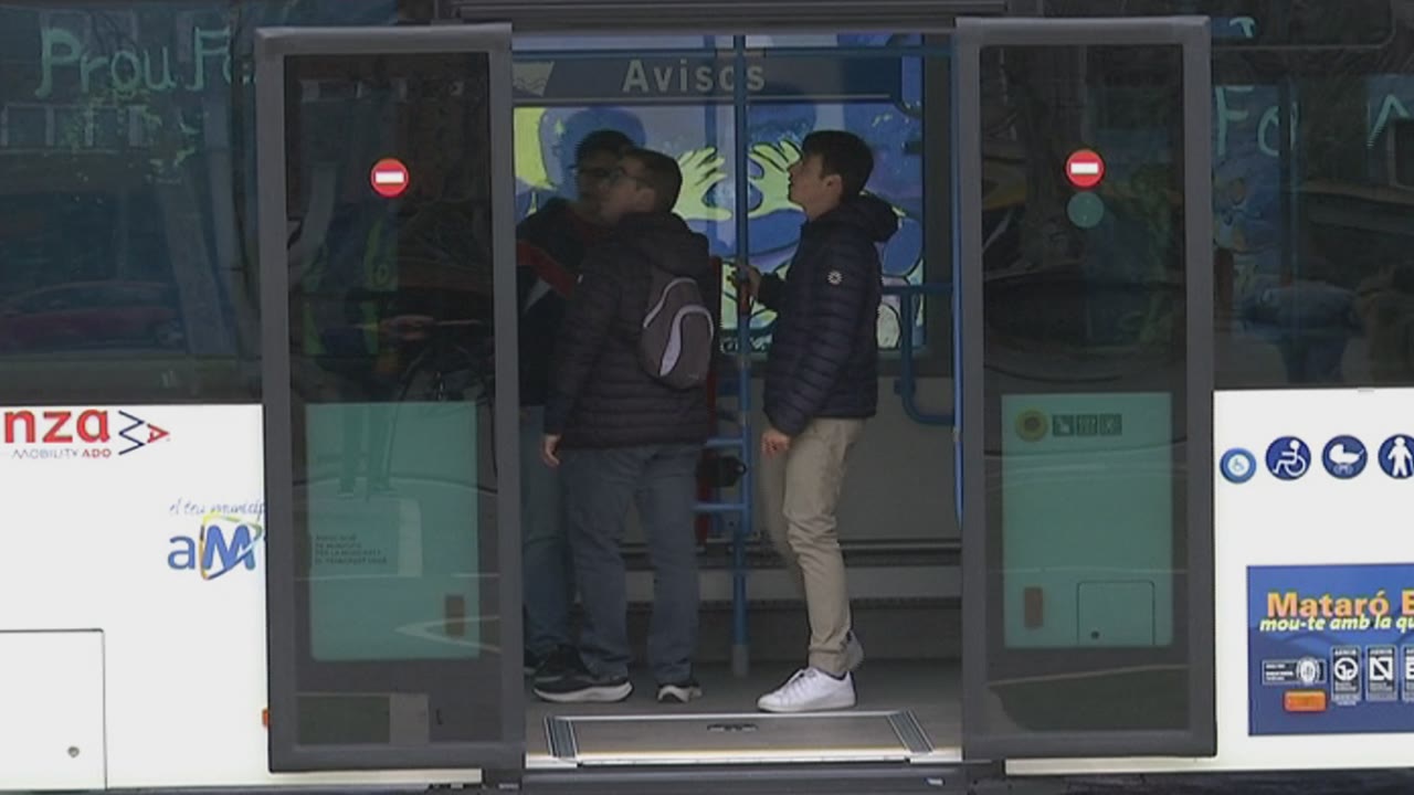 bus3.jpg