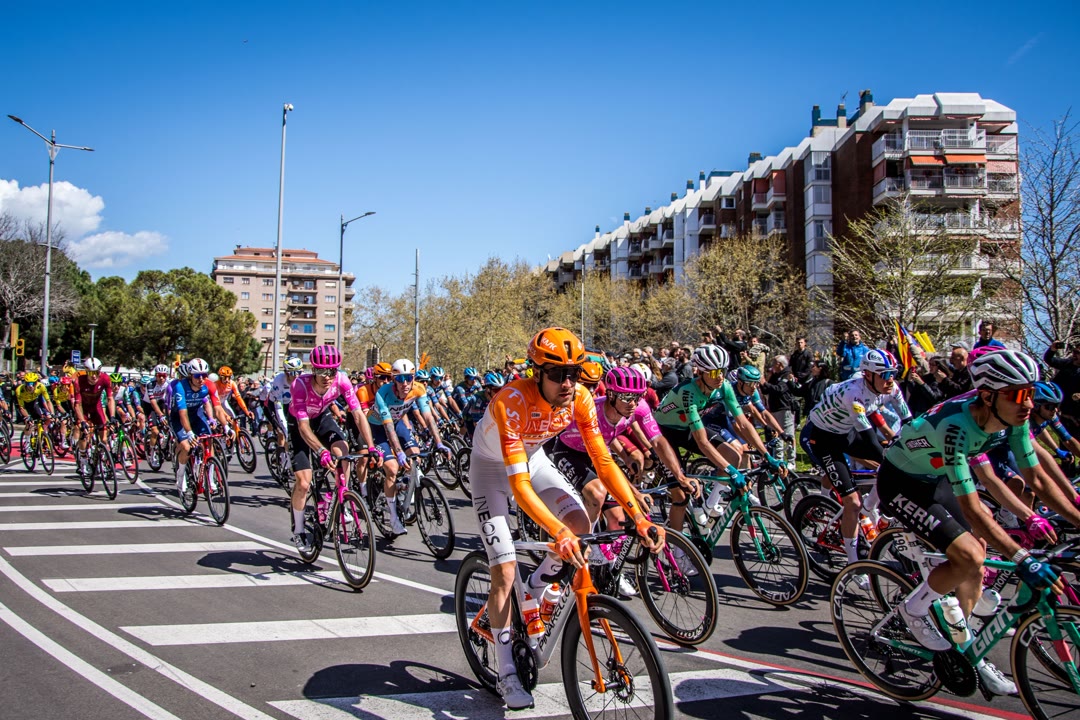 la-seguretat-de-la-volta-una-actuacio-complexa-amb-1800-agents-de-diferents-cossos