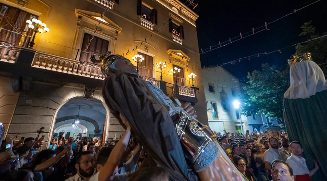 claus-imprescindibles-nit-boja-2026-santes-mataro-festa