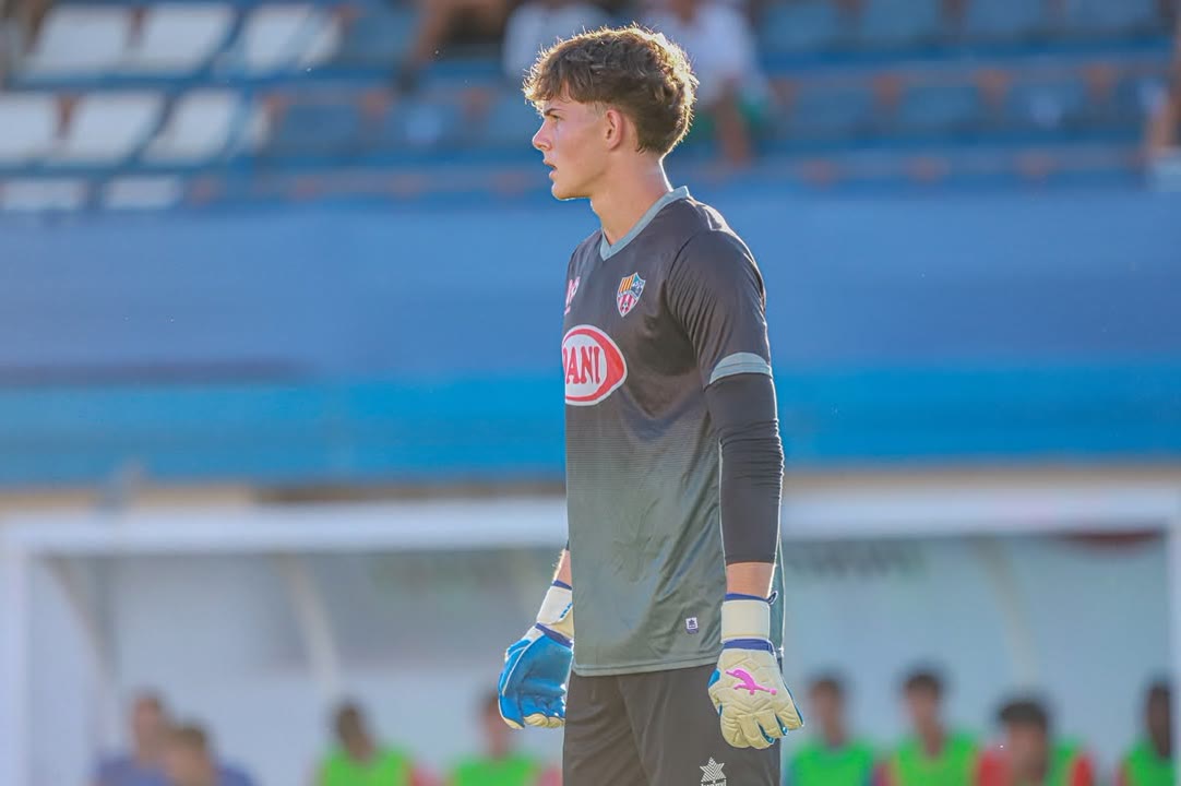 yehor-krapivin-obligat-a-marxar-de-casa-decidit-a-complir-un-somni