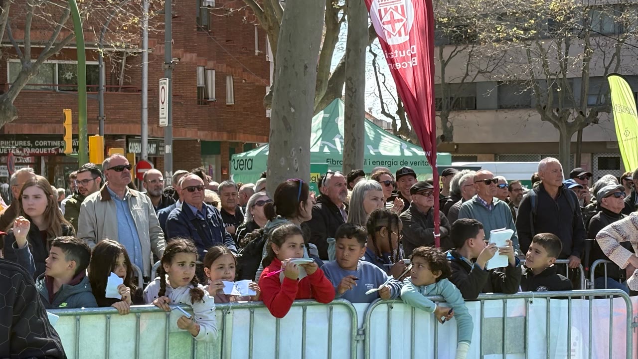 les-escoles-aprofiten-la-volta-per-treballar-el-ciclisme-a-classe