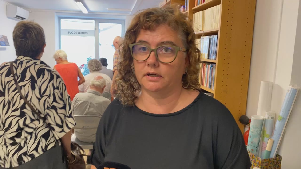 <p>Noe Ayguasenosa es postula com a candidata dels Comuns per a les municipals</p>